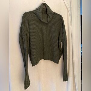 SO Women's Turtleneck Sweater in Forest Green